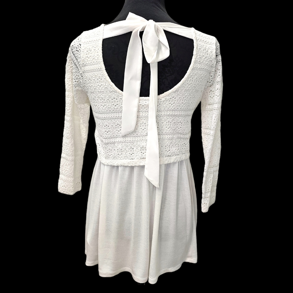 A Pea in the Pod 3/4 Sleeve Maternity Top White Lace Blouse Size XS